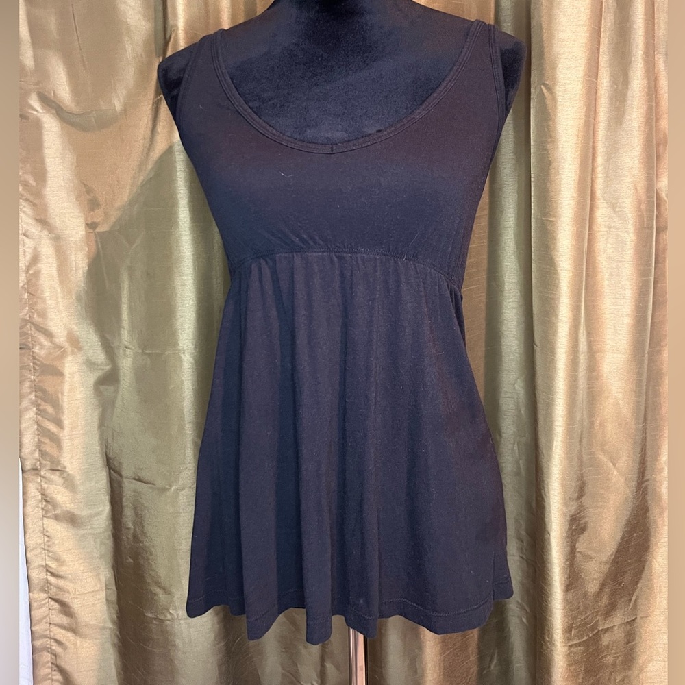 Old navy black flowy tank top size small